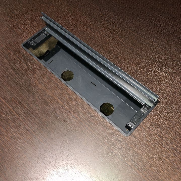 【最終値下げ】送料込み ミーティングテーブル 内田洋行 ST-5200Nシリーズ