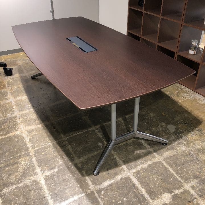 【最終値下げ】送料込み ミーティングテーブル 内田洋行 ST-5200Nシリーズ