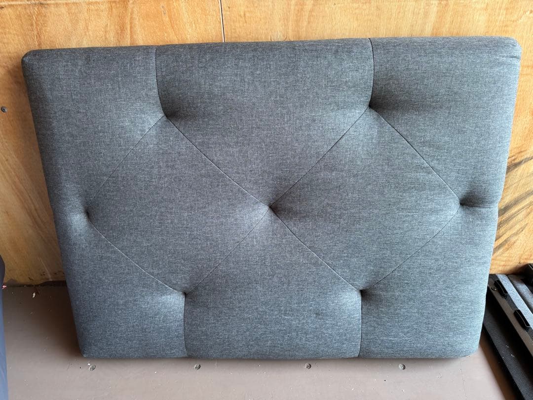 エマ・ベッドフレーム　シングルサイズ