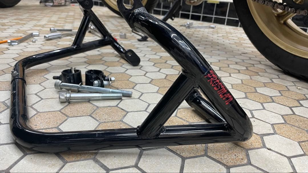 VTR250エンジンガード前後とモリワキマフラー