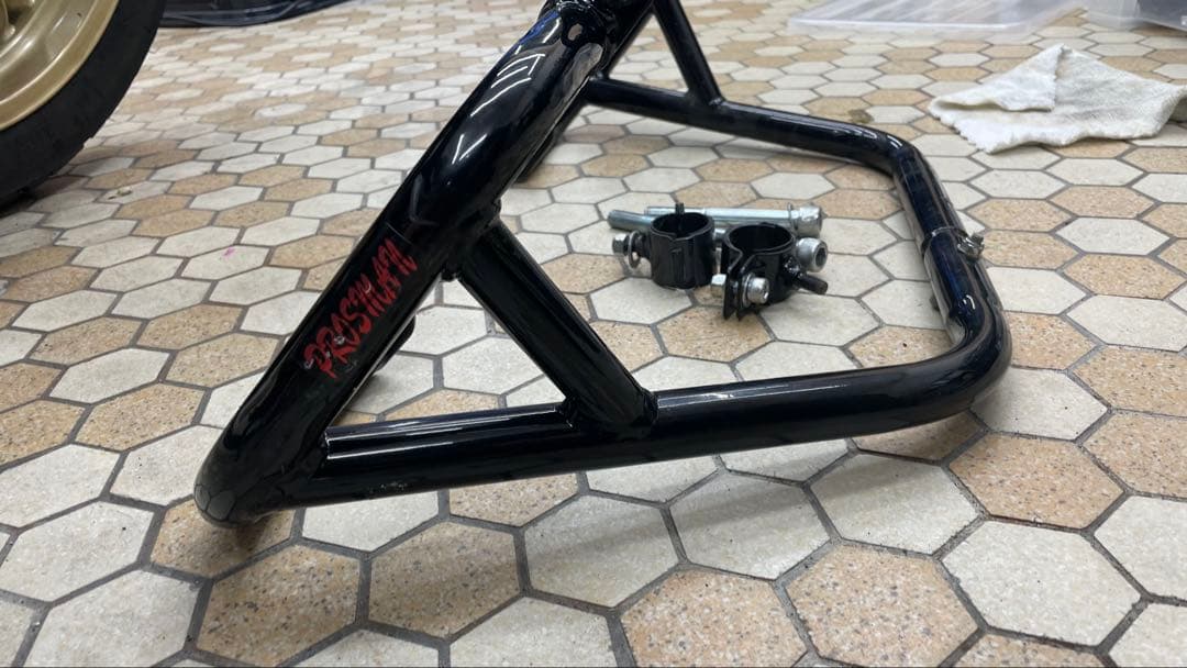 VTR250エンジンガード前後とモリワキマフラー