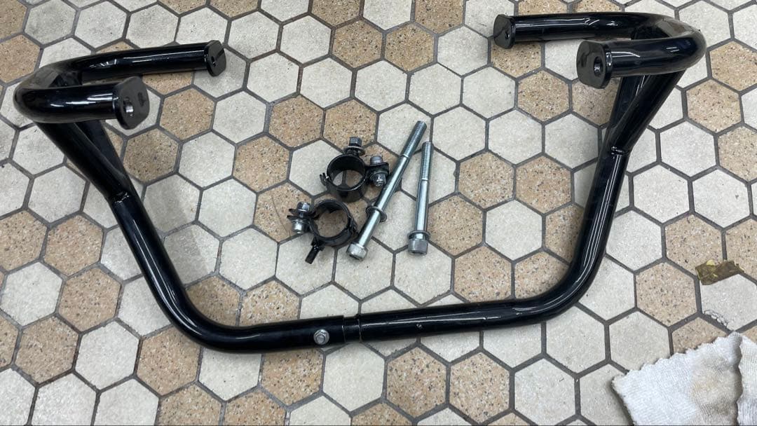 VTR250エンジンガード前後とモリワキマフラー