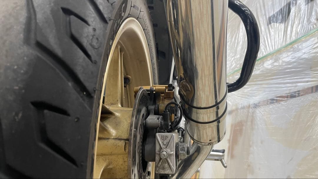 VTR250エンジンガード前後とモリワキマフラー