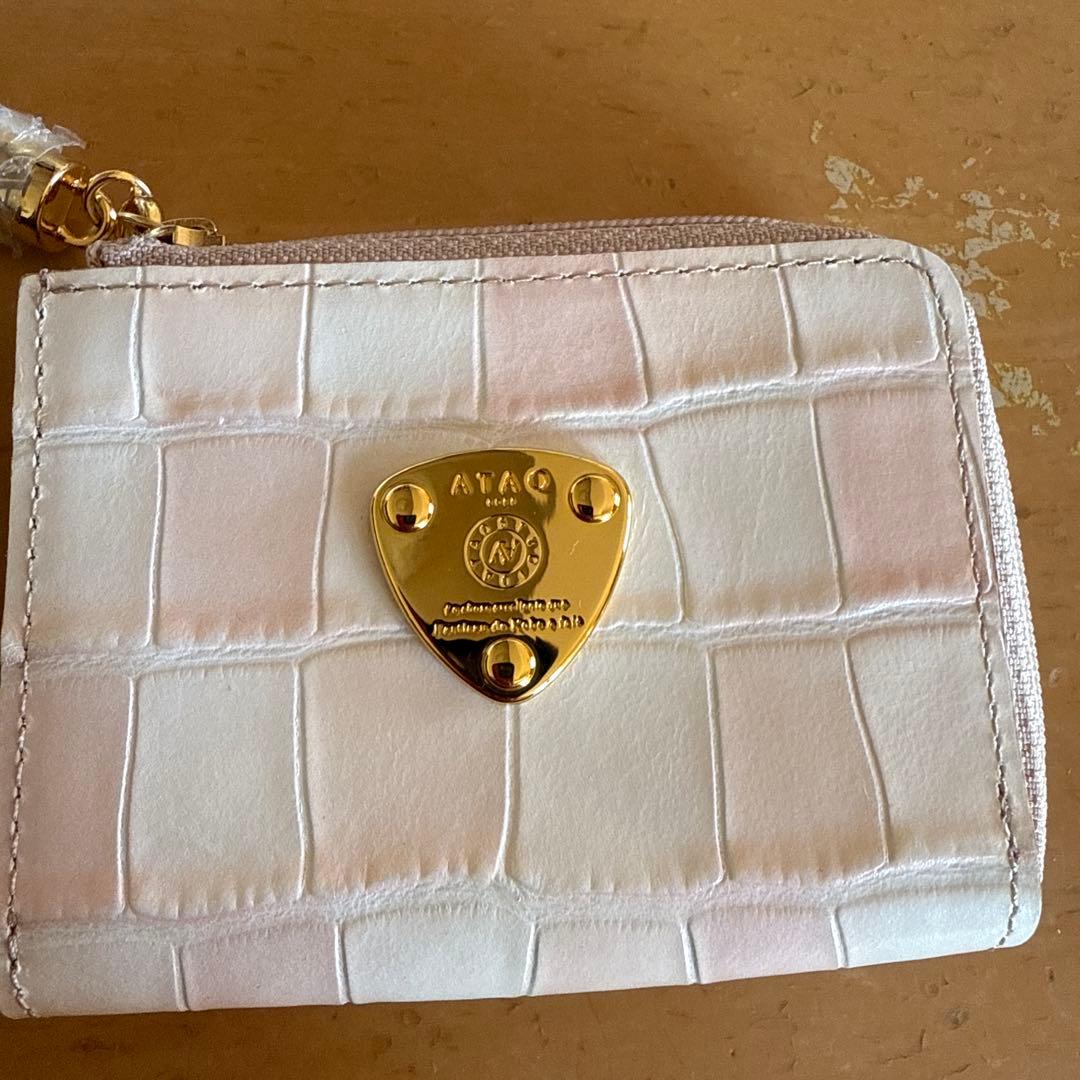 ATAO ホワイト 三つ折り財布
