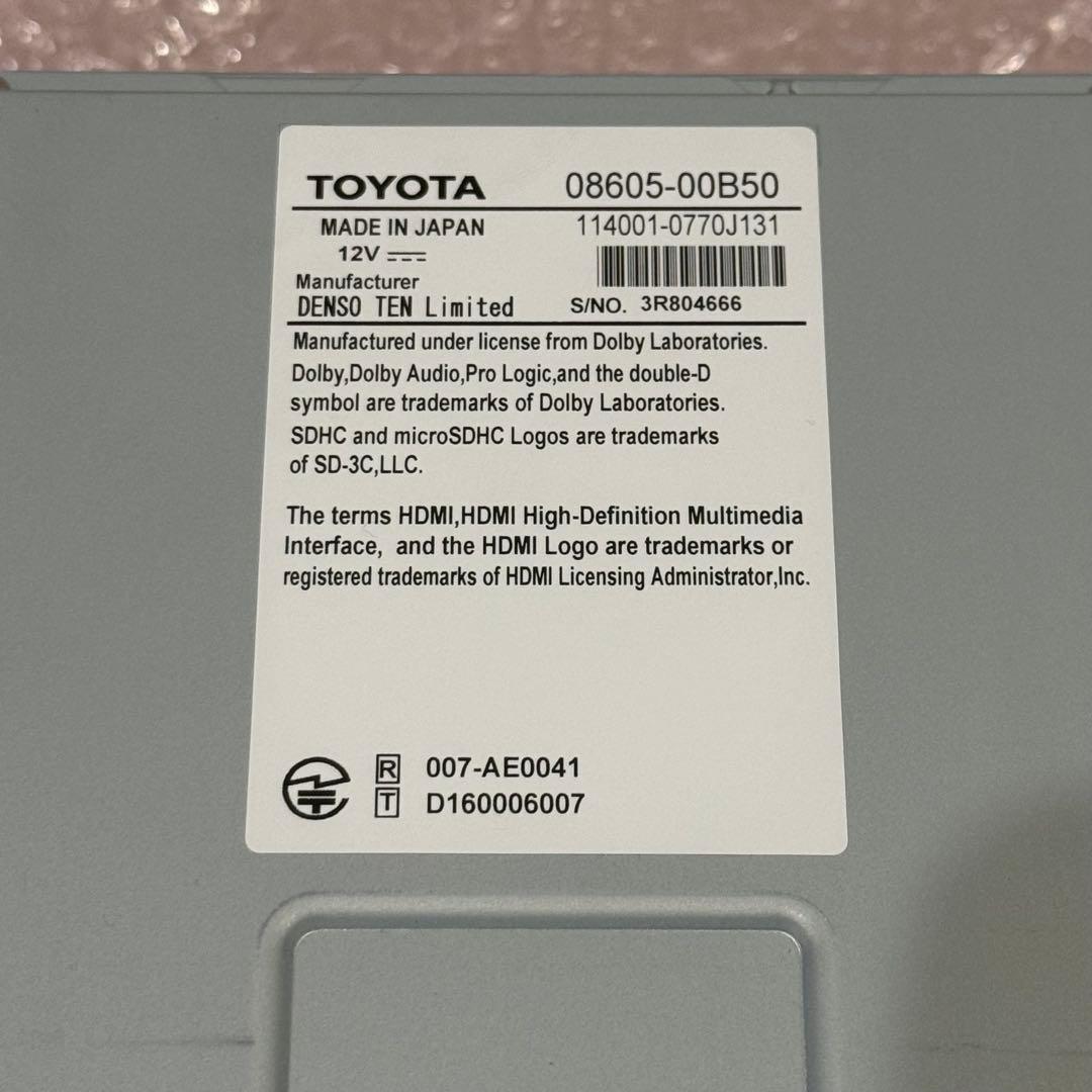 トヨタ純正カーナビ NSZT-W68T 7インチ 本体のみ