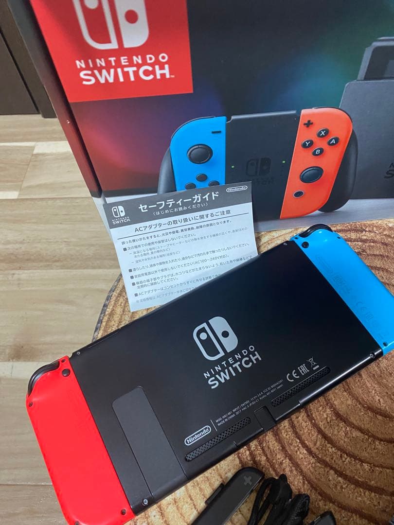 Nintendo Switch ニンテンドースイッチ本体　ネオン 10