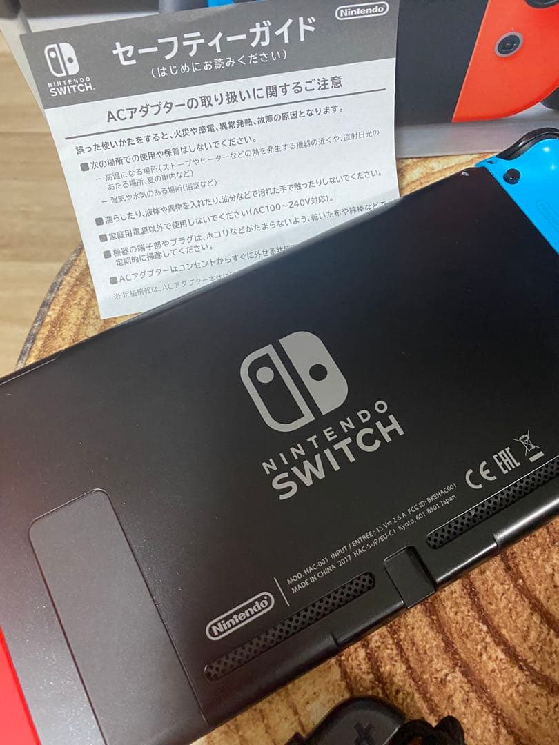 Nintendo Switch ニンテンドースイッチ本体　ネオン 10