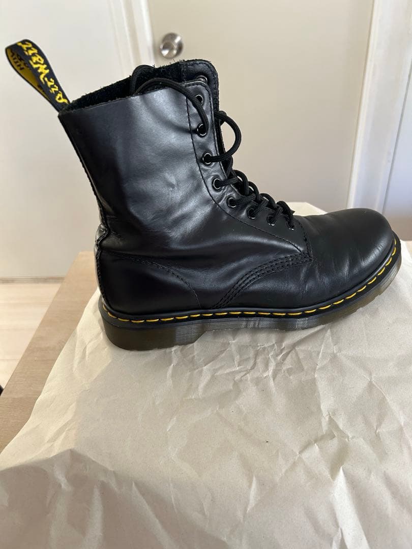 Dr. Martens ドクターマーチン 8ホール ブーツ ブラック(UK7)