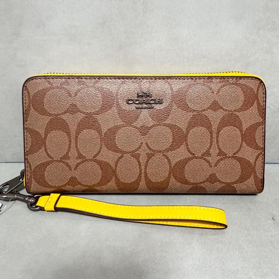 COACH　コーチ　長財布　シグネチャー　ロングジップ　C4452　ストラップ付