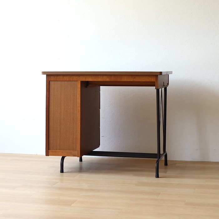 アンティーク 片袖机 レトロ 鉄脚 デスク 古家具 チーク トンボ