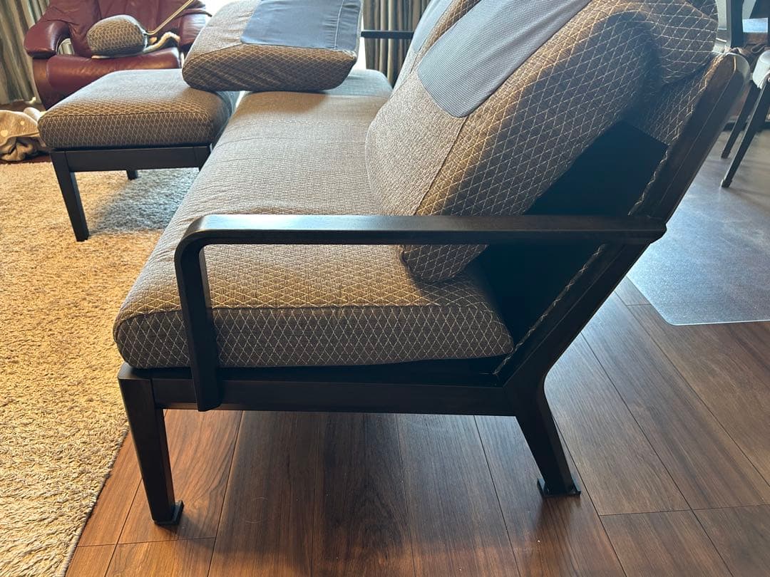 カリモク 3人掛けソファ WU45 オットマンとセットで購入お願いします。