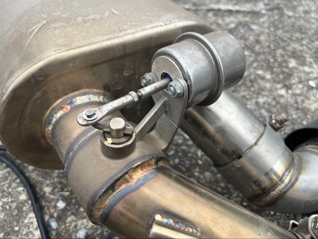 フォルクスワーゲン ゴルフ7/7.5R用 可変バルブ式マフラー