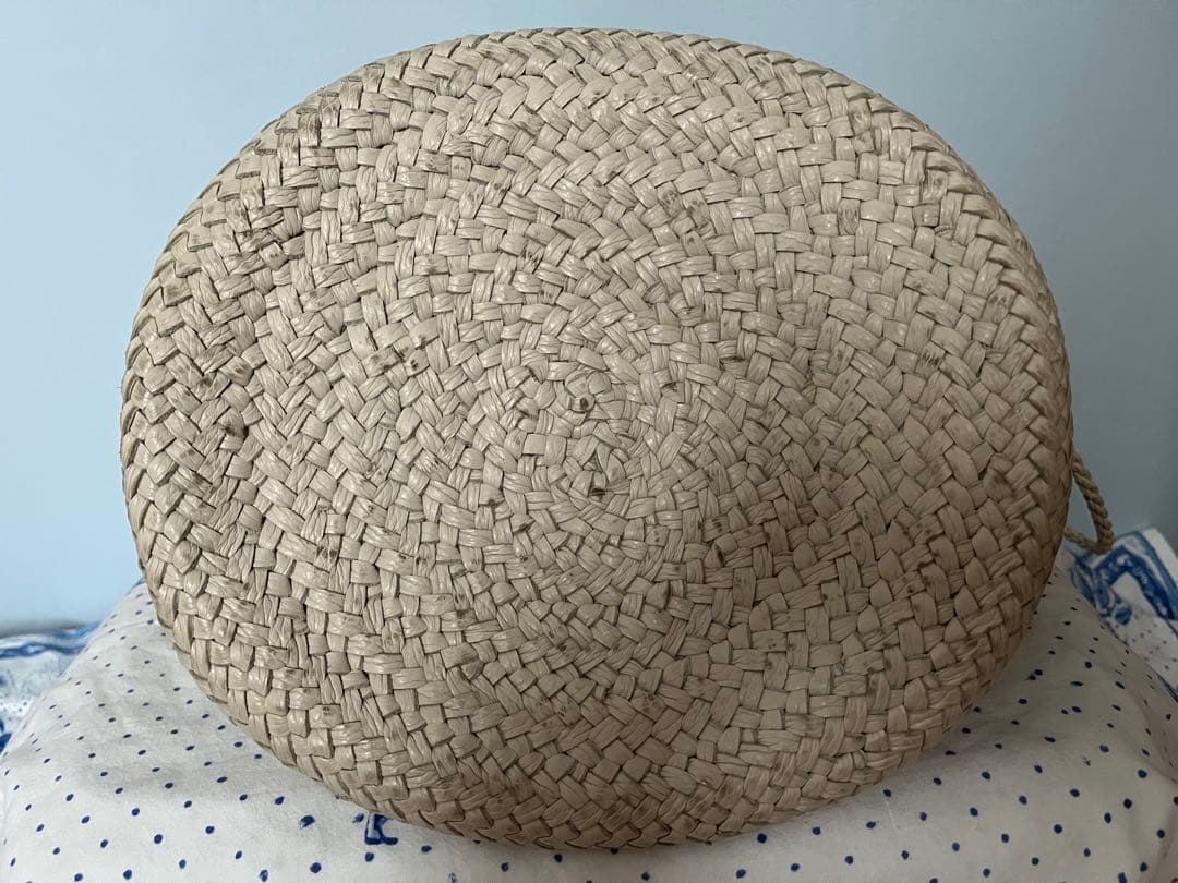 Aeta カウレザーバスケットバッグM