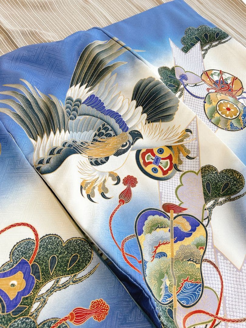 【おシゲ】お宮参り　産着　男の子　水色　鷹模様 着物　初着