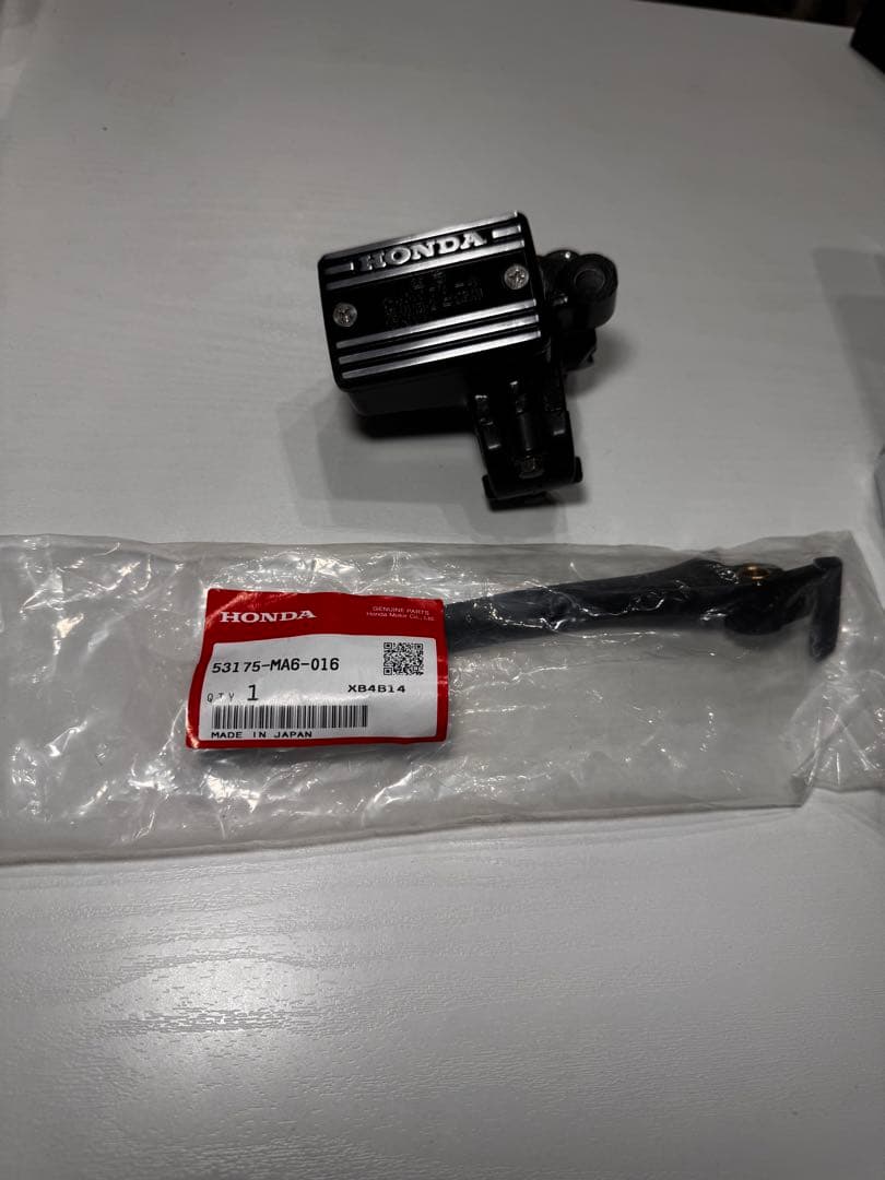 CBX400F 純正マスターシリンダー　1/2