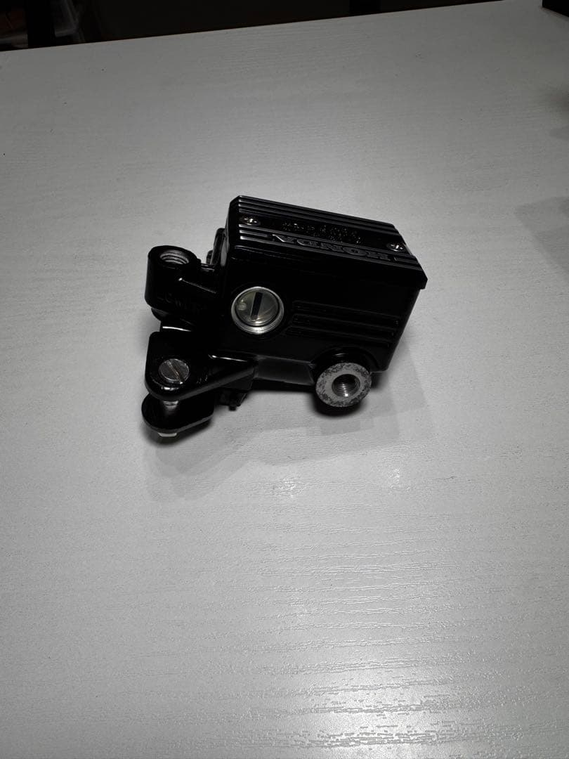 CBX400F 純正マスターシリンダー　1/2