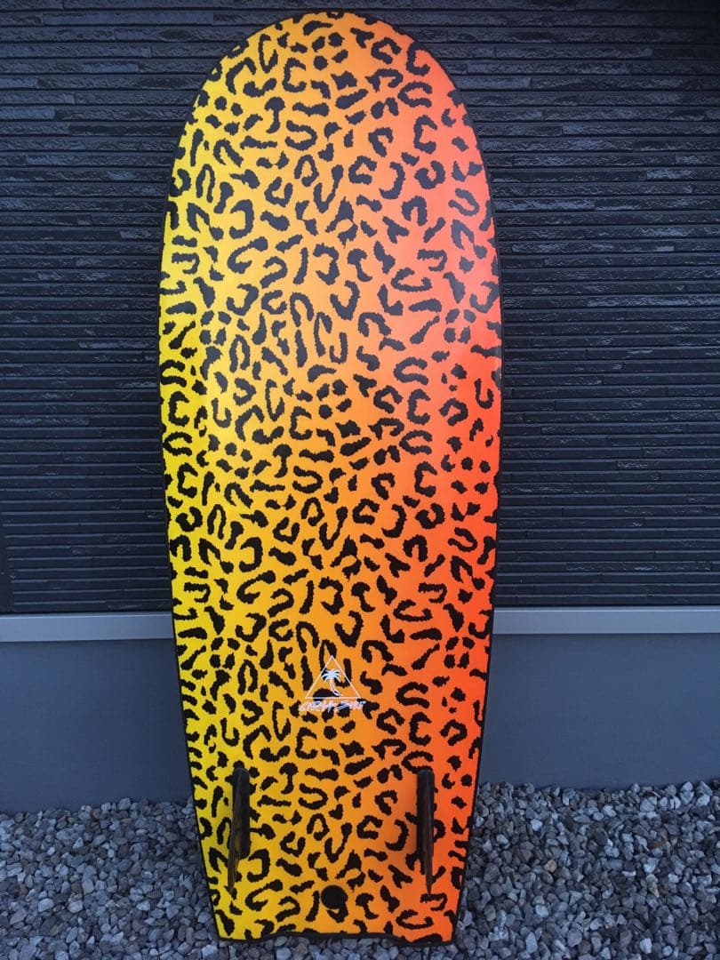 BEATER 54インチ レオパード柄ショートボード（手渡し限定）