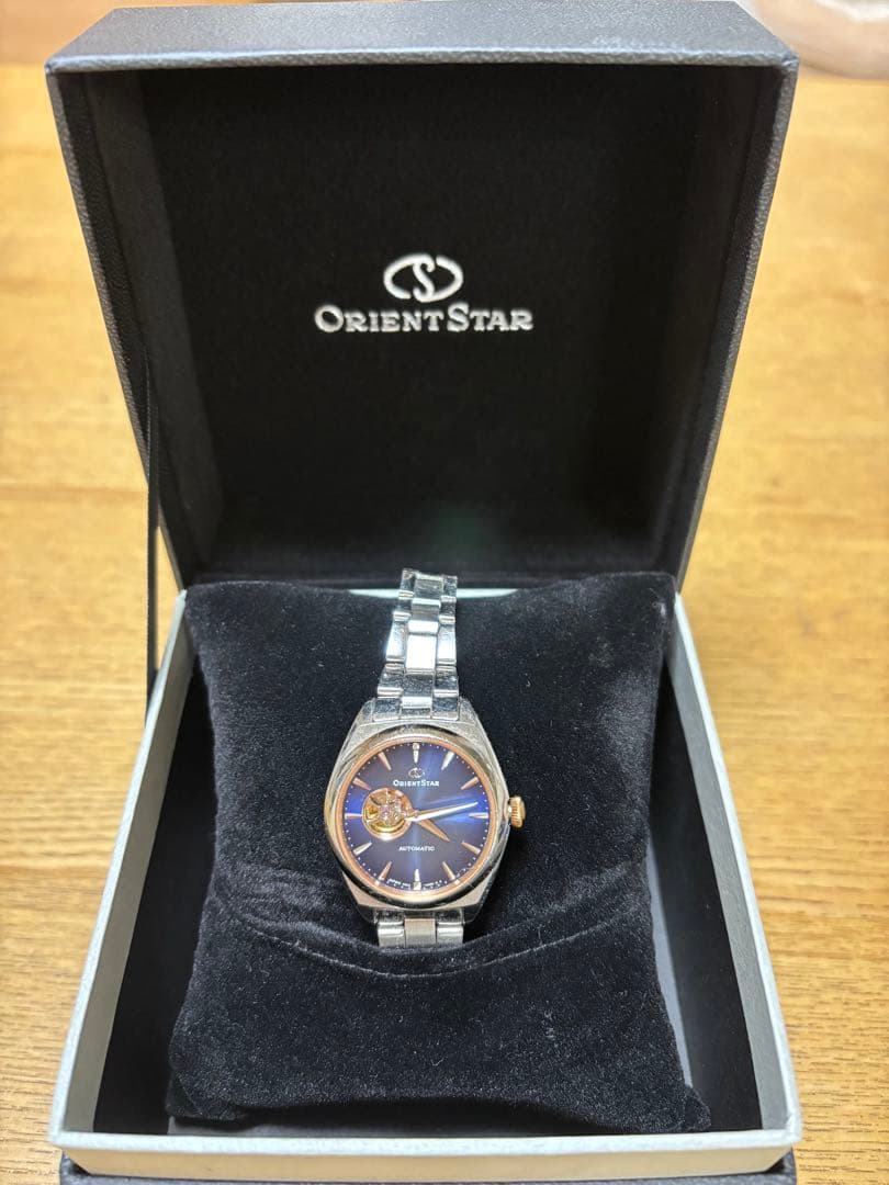 オリエントスター 自動巻き時計 スケルトン　レディース　箱、取扱説明書付