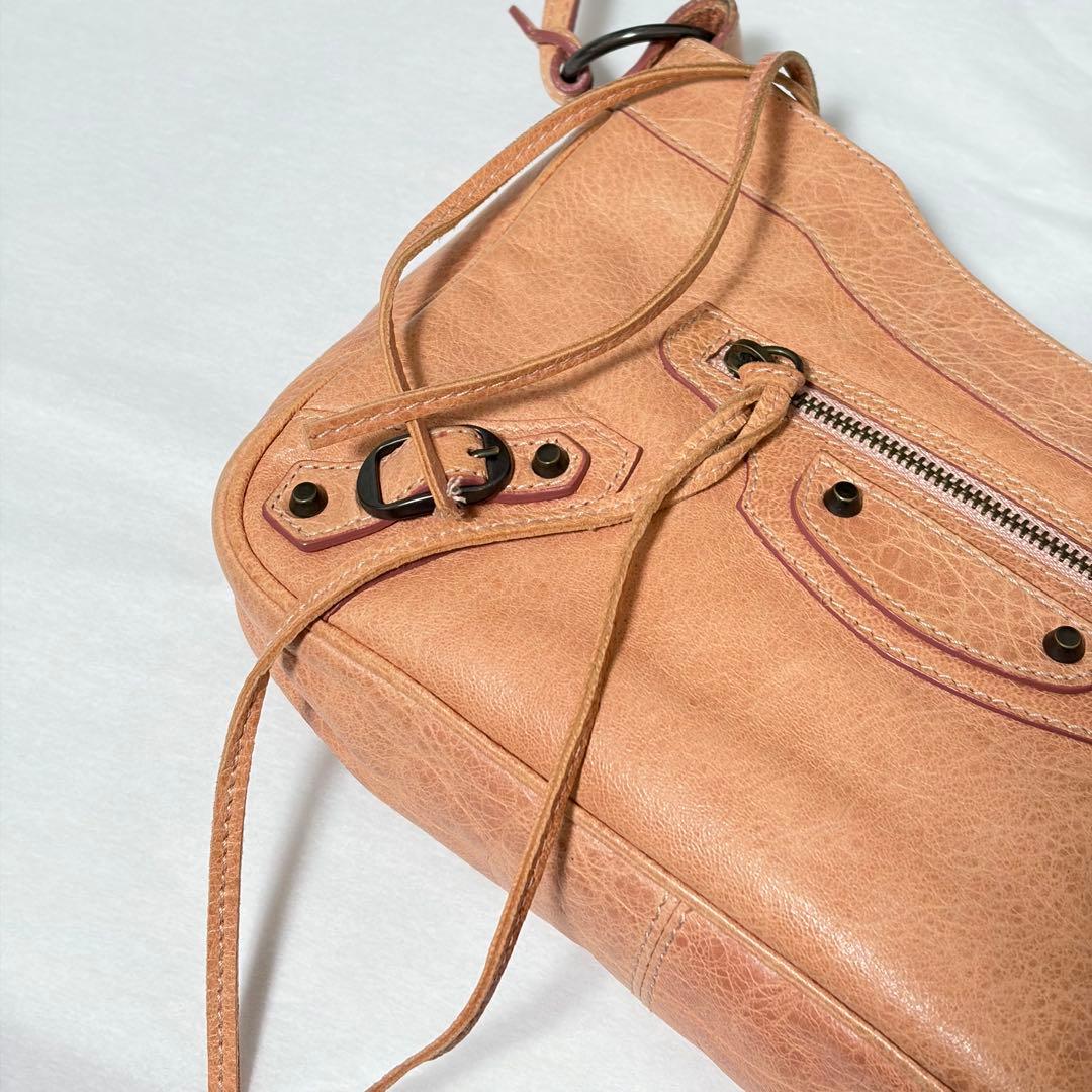 バレンシアガ ジャイアントヒップ ショルダーバッグ