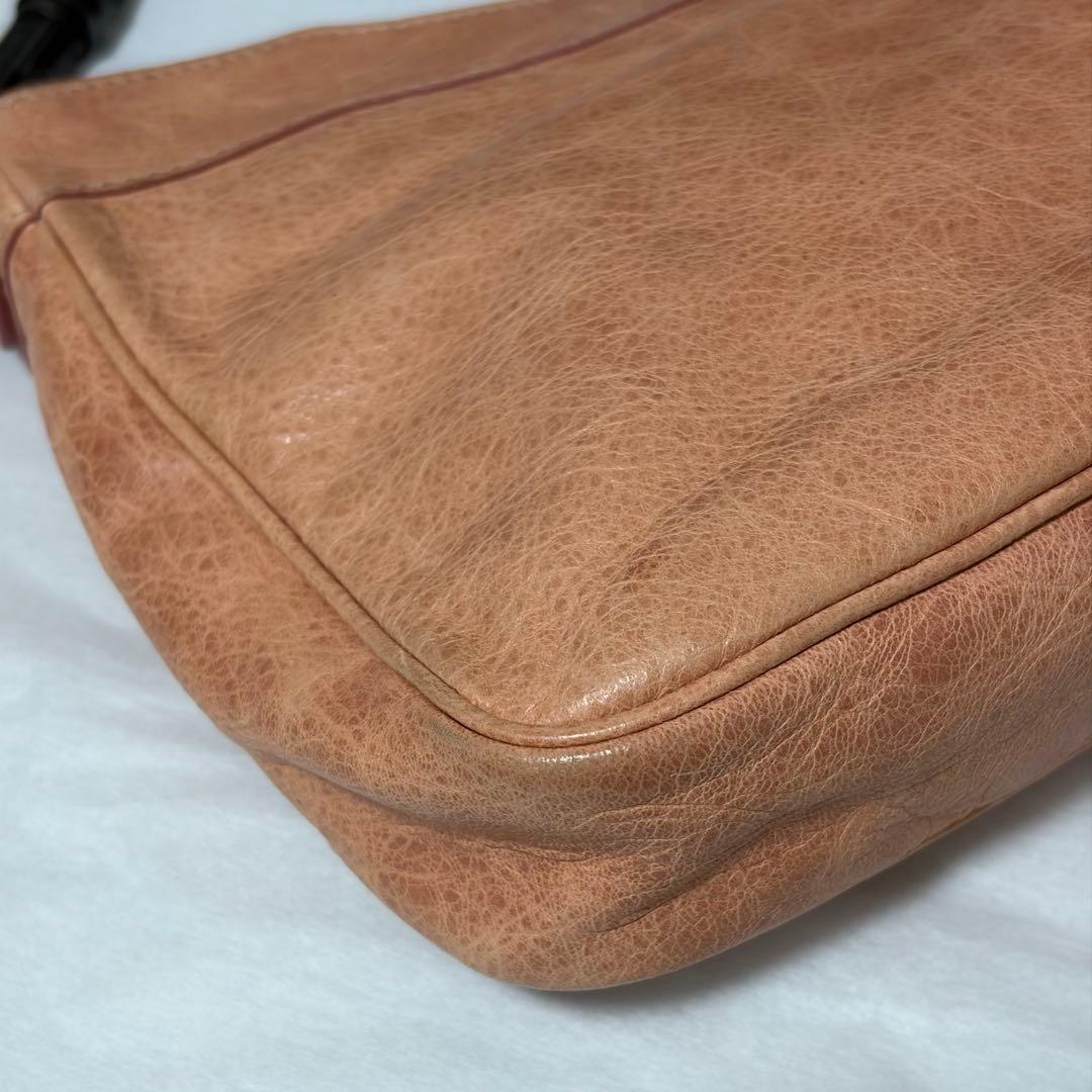 バレンシアガ ジャイアントヒップ ショルダーバッグ