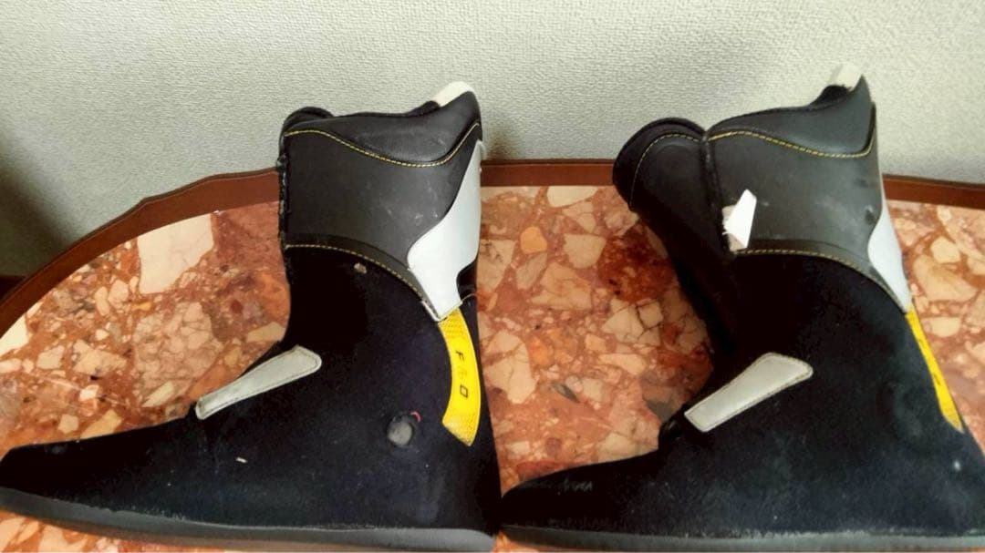 LANGE スキー ブーツ 赤