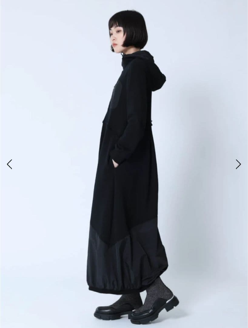 LASUD ACTIVE　バルーンシルエット異素材ワンピース ブラック　ヤマダヤ