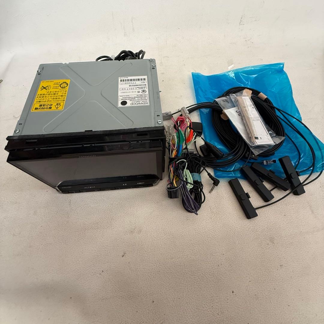 ケンウッド KXM-H701 ( MDV Z704 )新品ケンウッドアンテナ付