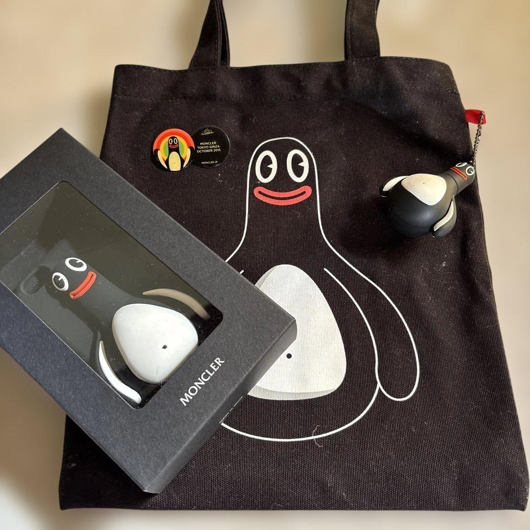 モンクレール　非売品バッグ　スマホケース