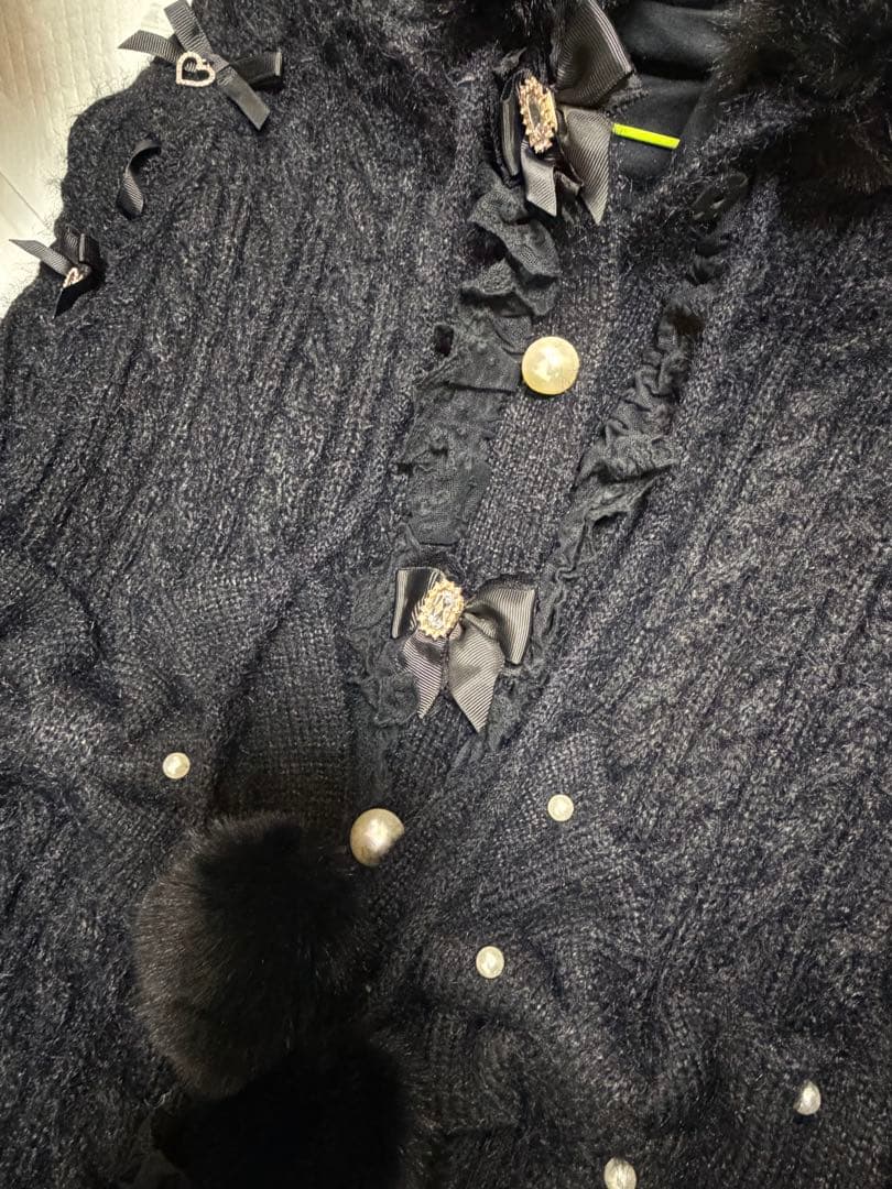 LIZLISA リズリサポンポンリボンニットファーポンチョブラック 黒