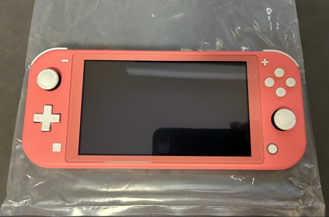 ほぼ新品 Nintendo Switch Lite スイッチライト本体 コーラル