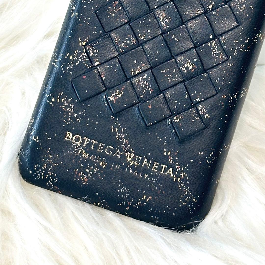 極美品✨希少 ボッテガヴェネタ イントレチャート スマホケース iPhoneSE