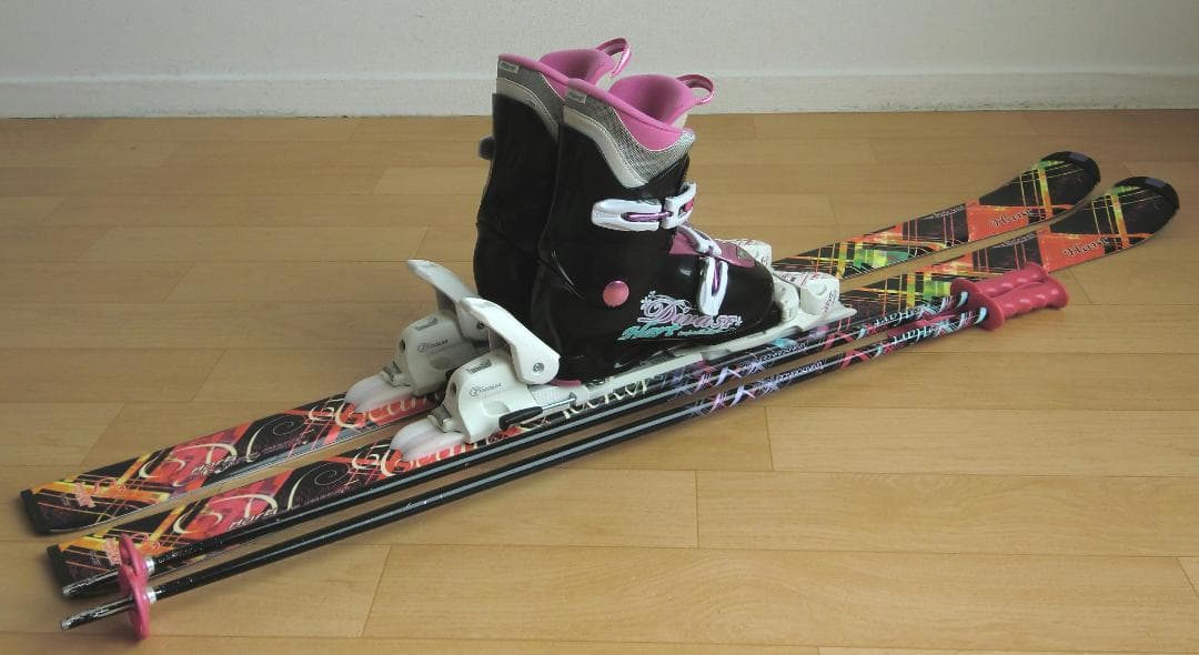 ■■送料無料■ハート■子供用スキーセット■板130/靴23■WAX済■女の子■■