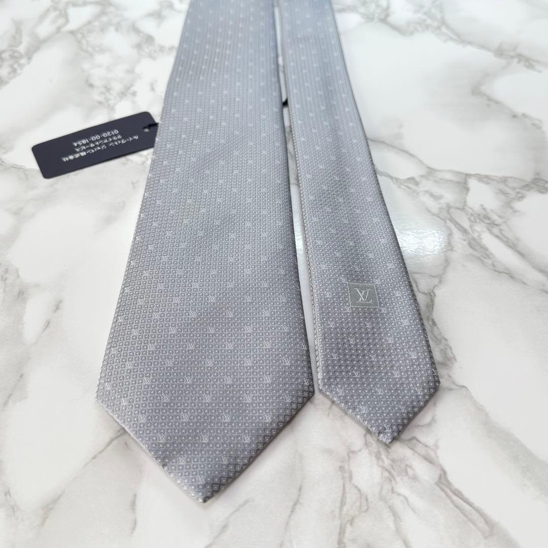 ✨新品未使用✨ 現行 LOUISVUITTON ネクタイ シルク100% LV柄