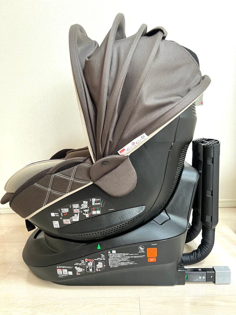 AILEBEBE チャイルドシート クルット4i グランスISOFIX ブラウン