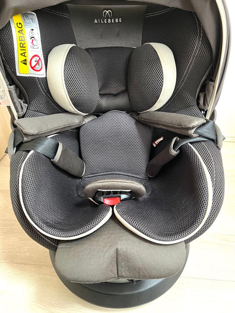 AILEBEBE チャイルドシート クルット4i グランスISOFIX ブラウン