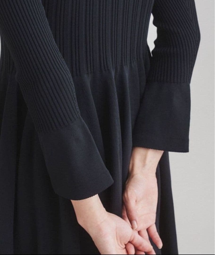 【美品】グレースコンチネンタル　ホールガーメント　ワンピース　ブラック36