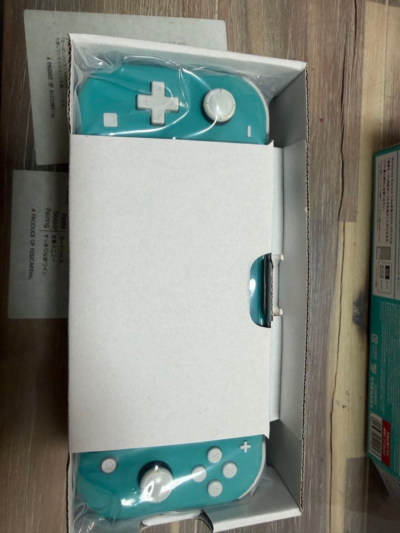 ね*ち様 Nintendo Switch light