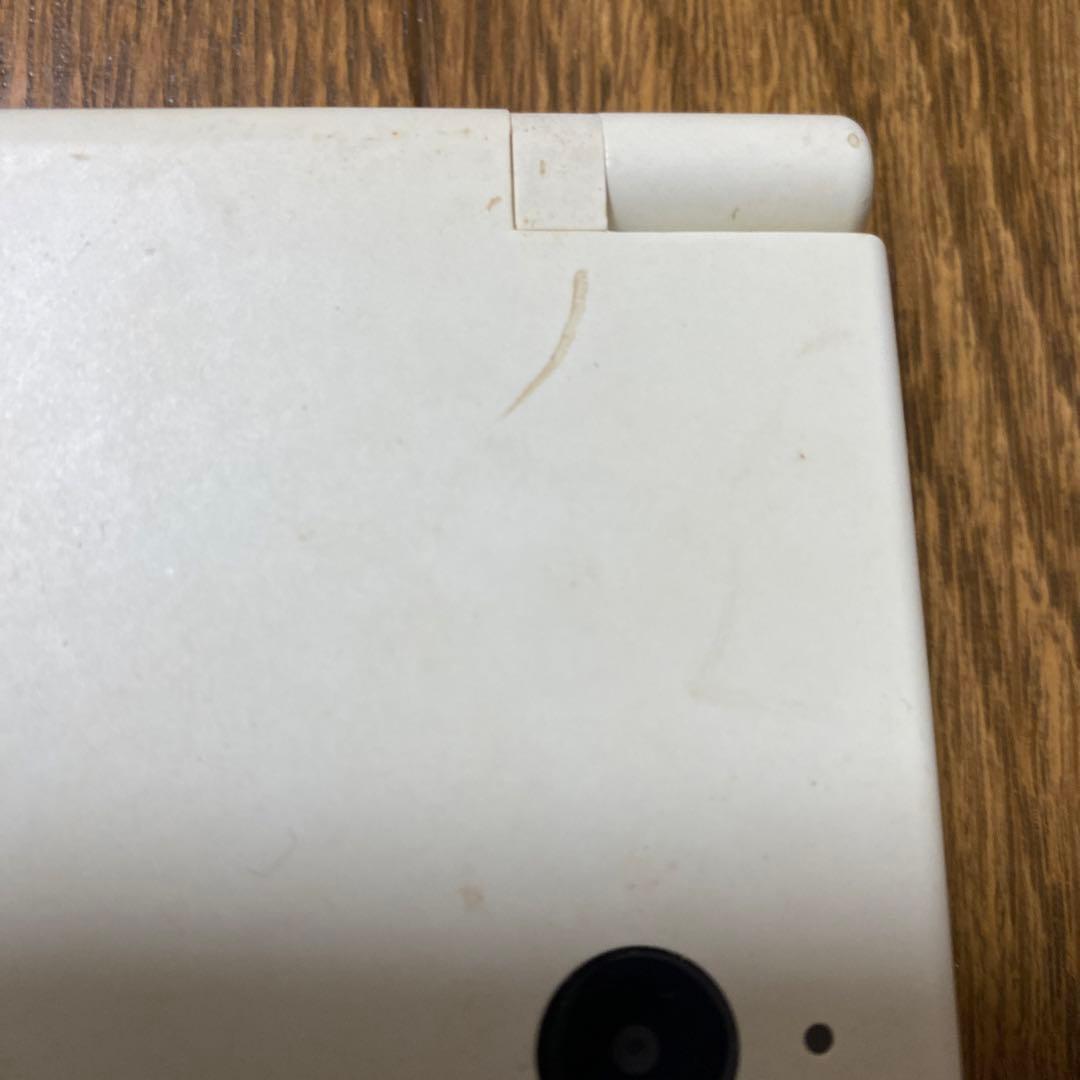 ニンテンドーDSi本体・説明書・充電器・カセット11個セット