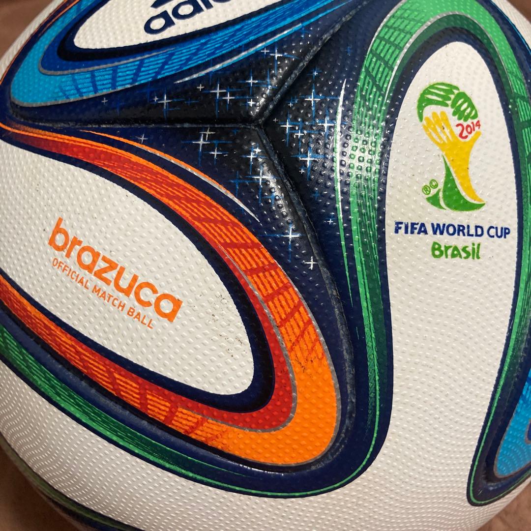 adidas ブラズーカ 2014年FIFAワールドカップ公式試合球