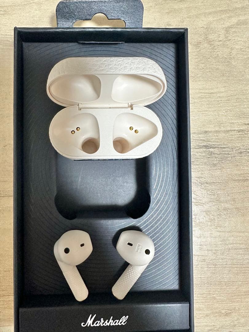 【使用1回のみ】Marshall ワイヤレスイヤホン ホワイト