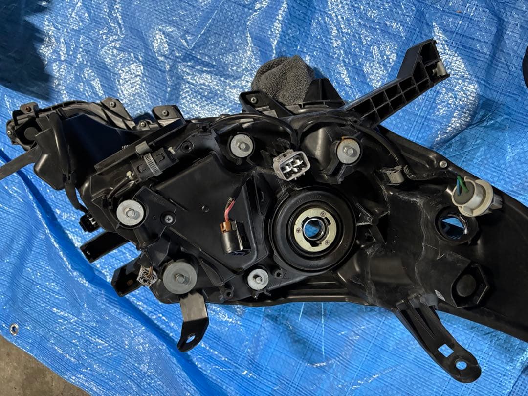 トヨタ ランドクルーザー150中期 ヘッドライト 2個セット