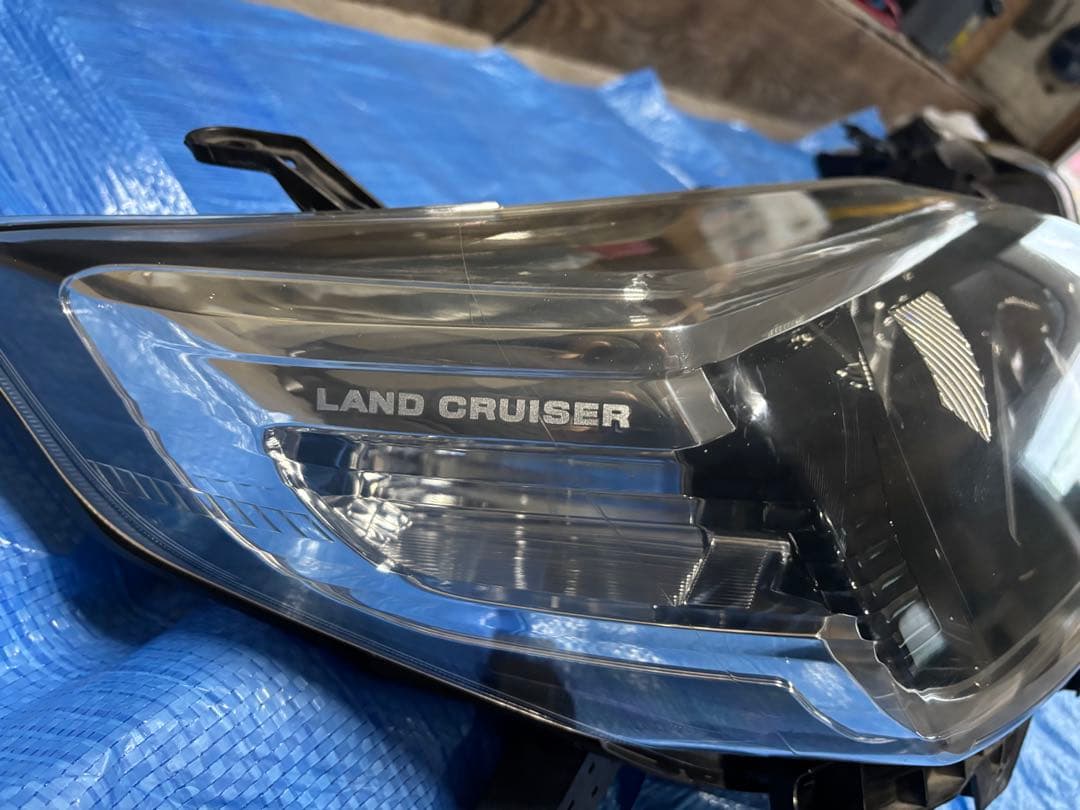 トヨタ ランドクルーザー150中期 ヘッドライト 2個セット