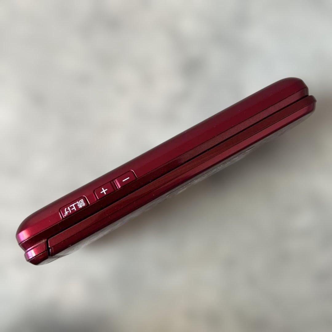 au KYF43 ワインレッド折りたたみ式携帯電話　かんたん携帯