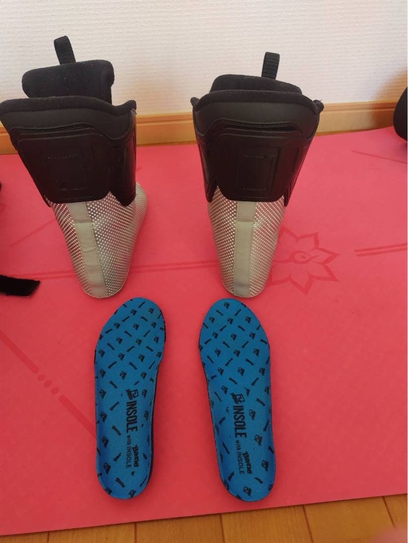 アトミック　スキーブーツ　ATOMIC JR65 267mm 22〜22.5㎝