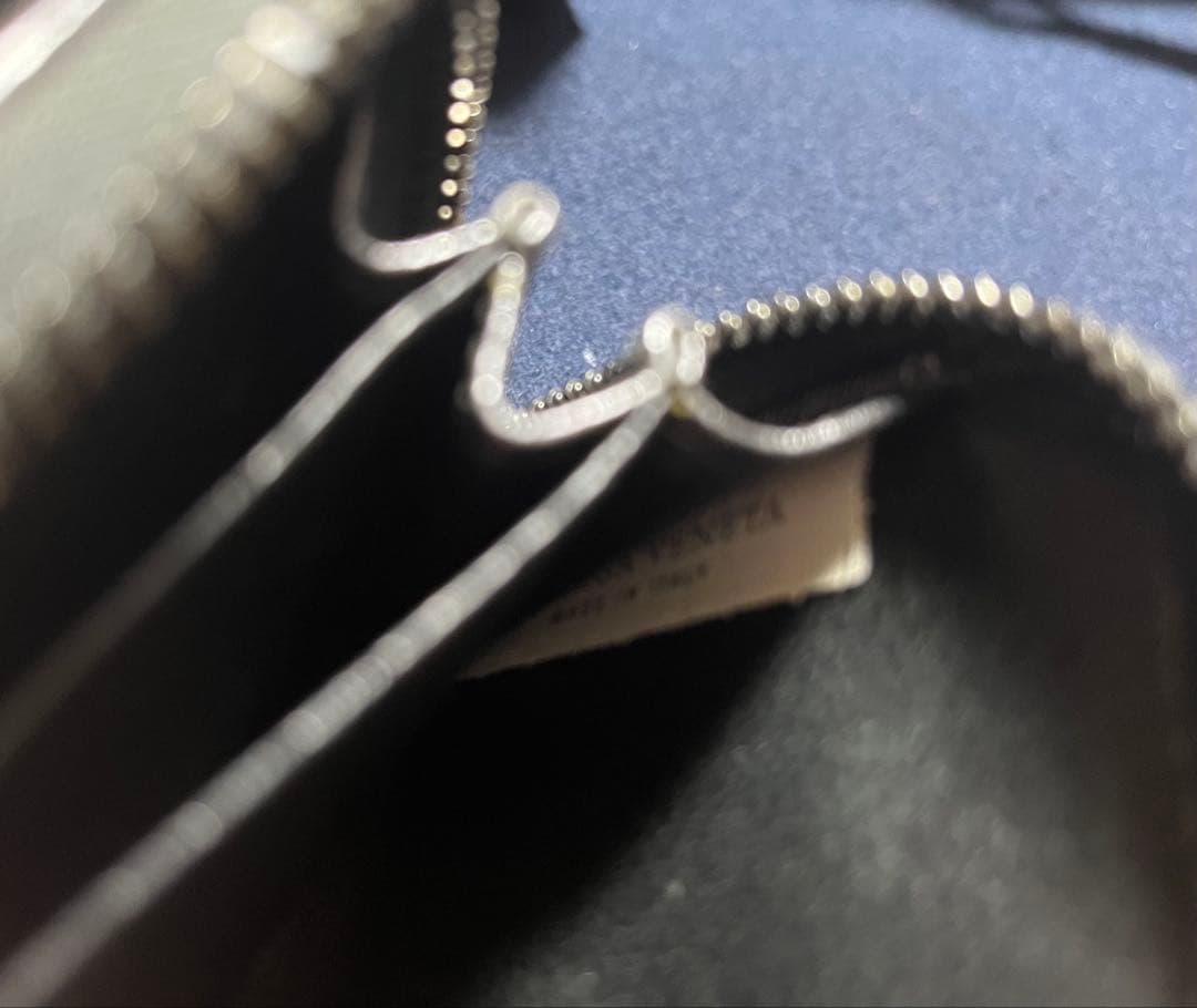 BOTTEGA VENETA 編み込みレザー ウォレット&チェーン