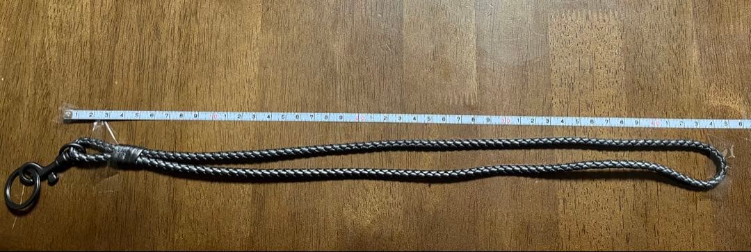 BOTTEGA VENETA 編み込みレザー ウォレット&チェーン