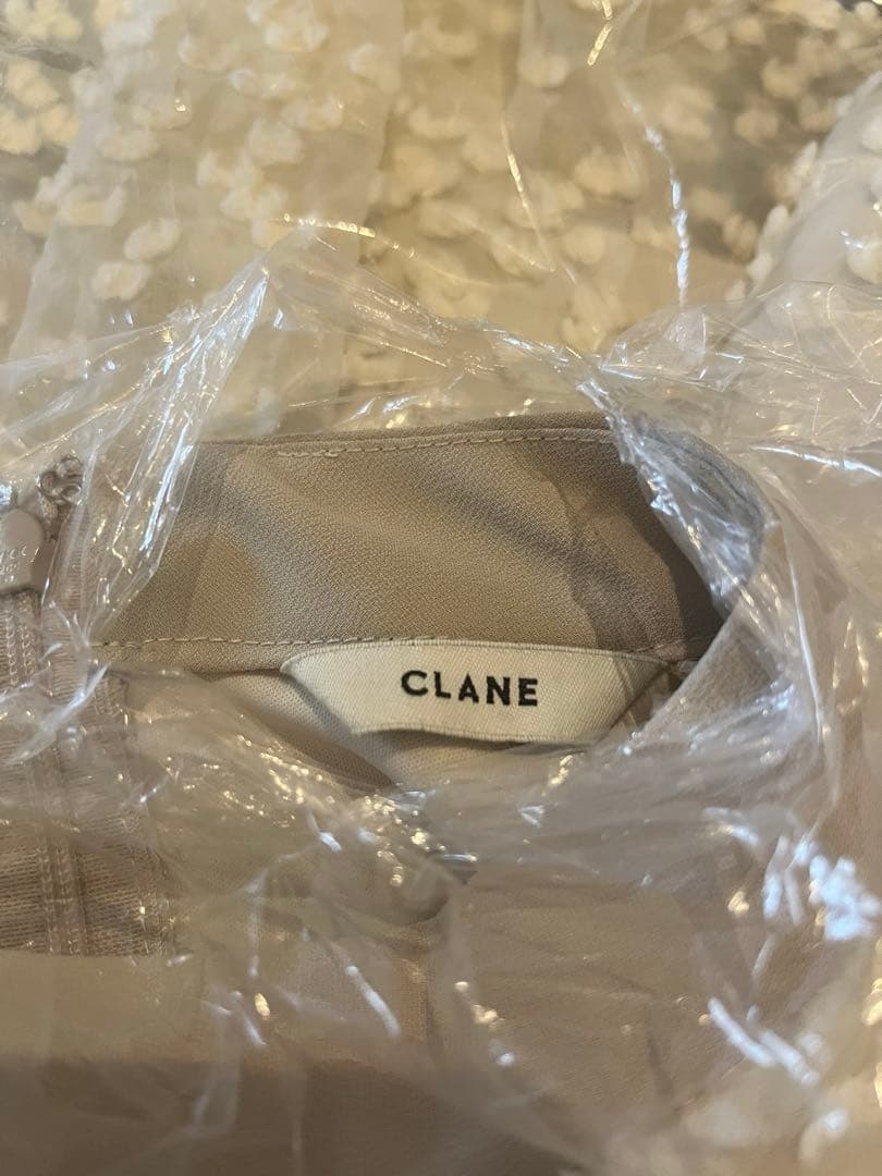 まり 美品　CLANE　クラネ　ワンピース　(クリーニング済)