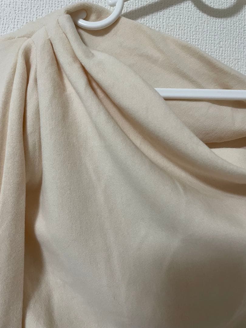 polaura アシンメトリードレープロングスリーブトップス　アイボリー