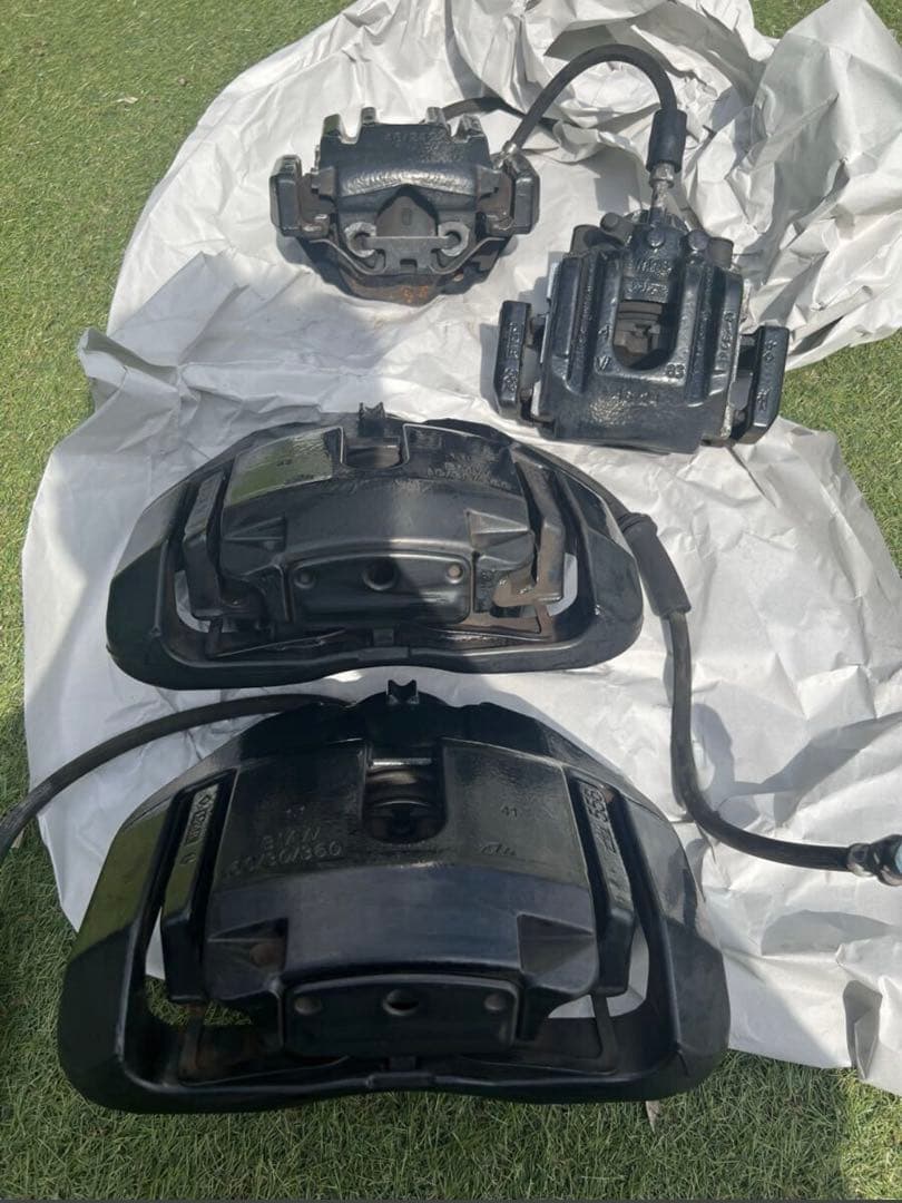  E90 E92 E93 M3 ブレーキキャリパー　パッド