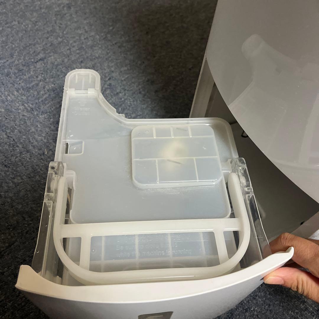 Panasonic F-YHVX120 衣類乾燥除湿機　 ホワイト　2023年製